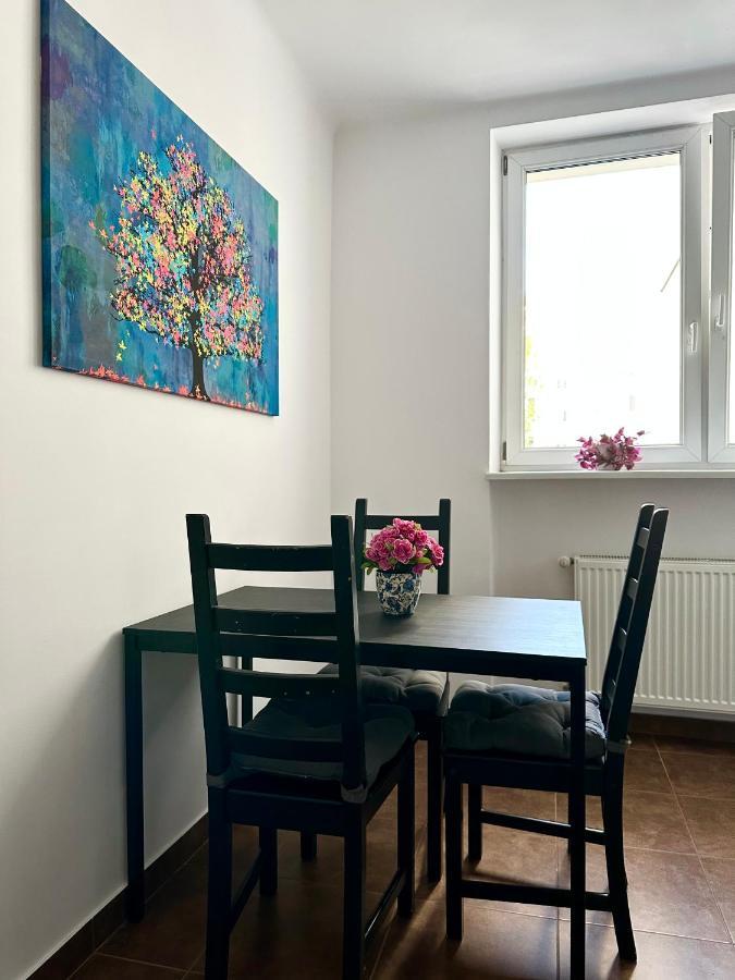 Charming Apartment In The City Center วอร์ซอ ภายนอก รูปภาพ