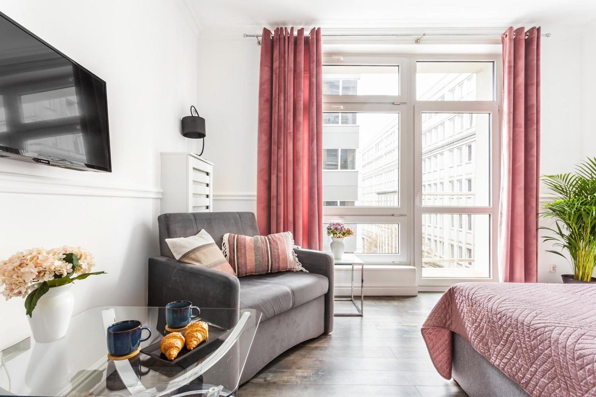 Charming Apartment In The City Center วอร์ซอ ภายนอก รูปภาพ